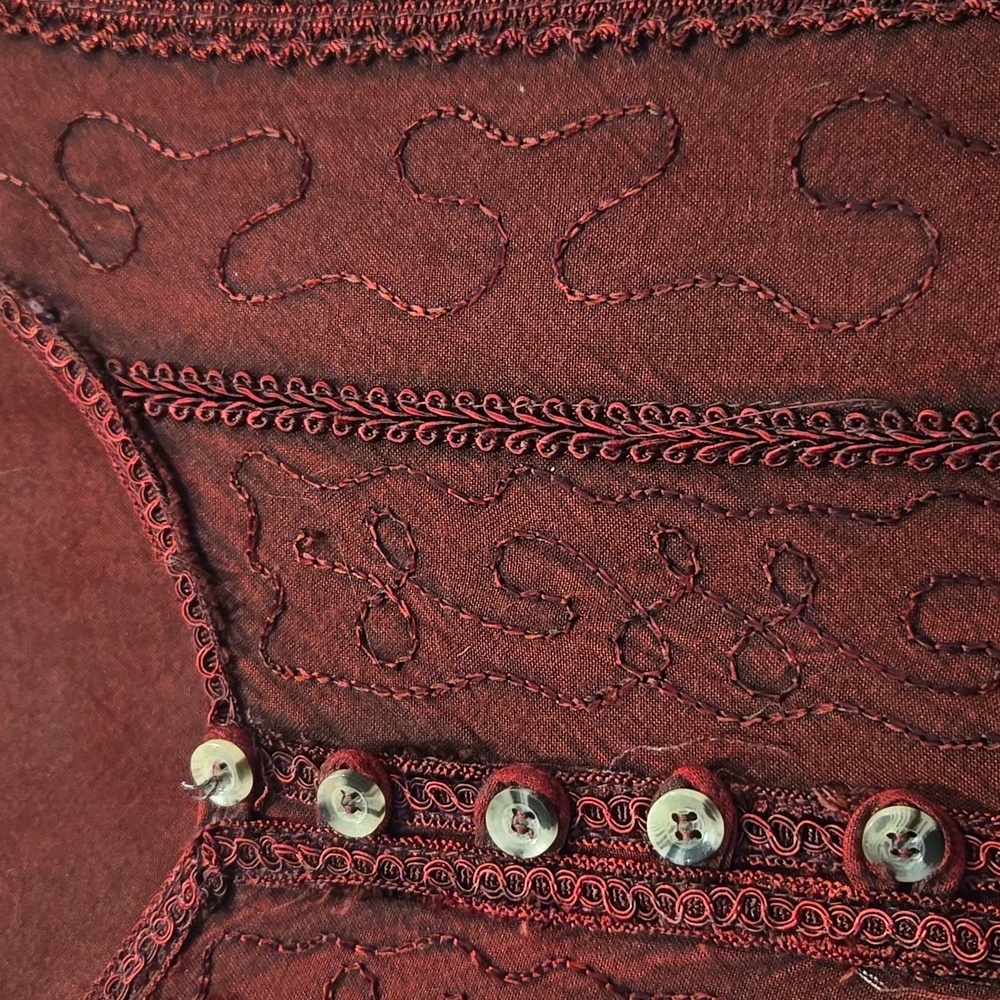 Embroidered Burgundy Button-Down Women's Top, 2x? - Picture 3 of 8